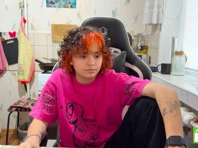 RavenLilleberg's webcam live show