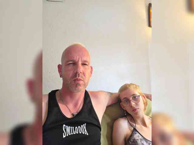 BadBitchGermanBadass webcam