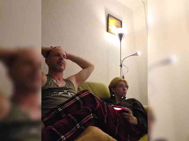 BadBitchGermanBadass webcam