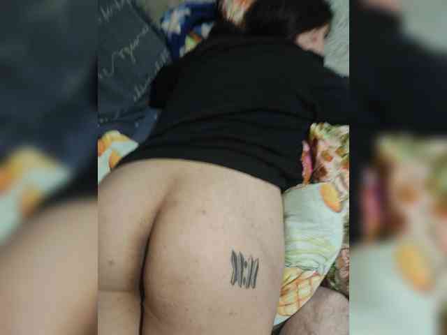MilkyNotDead webcam