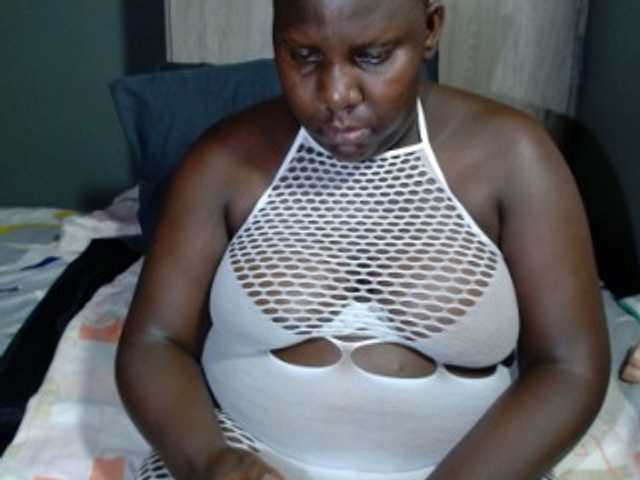 SavageLuna08 live cam on BongaCams