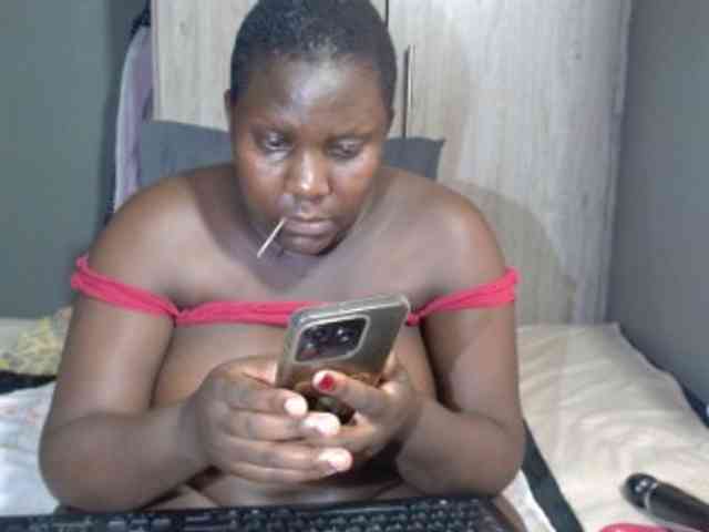 SavageLuna08 webcam