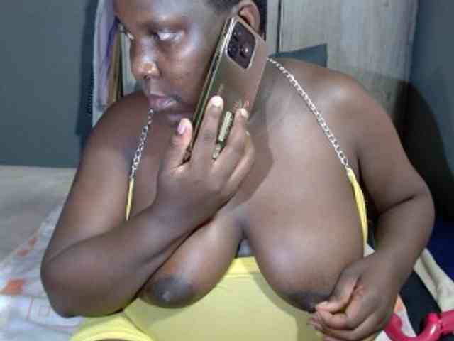 SavageLuna08 webcam