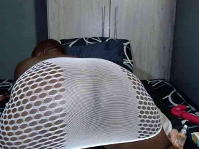 SavageLuna08 webcam