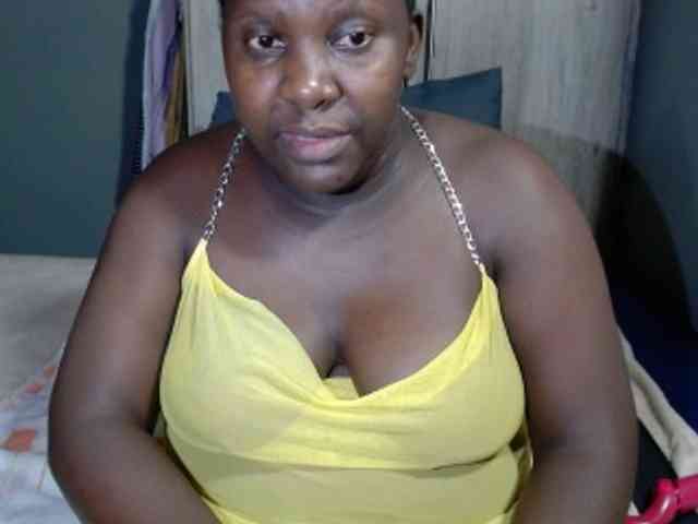 SavageLuna08 webcam