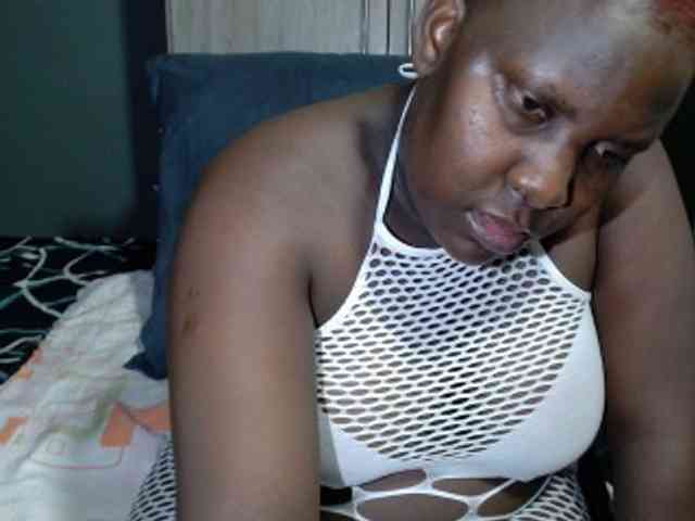 SavageLuna08 webcam