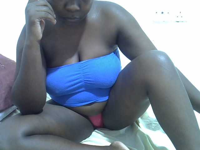 Hotcandy20 live cam on BongaCams
