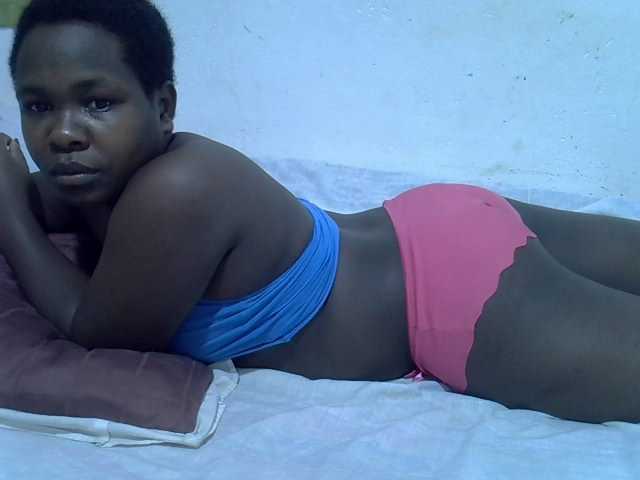 Hotcandy20 live cam on BongaCams