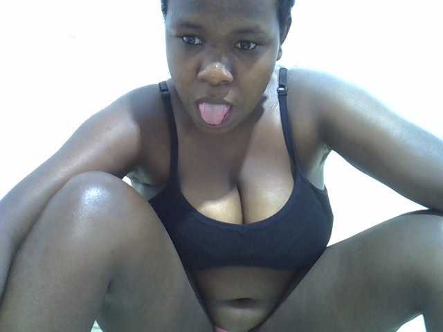Hotcandy20 live cam on BongaCams