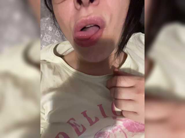 Hoty29 live cam on BongaCams
