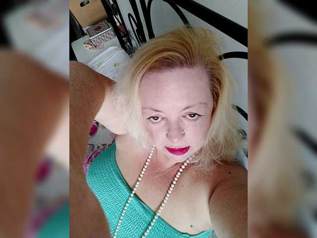 BustyVittoria live cam on BongaCams