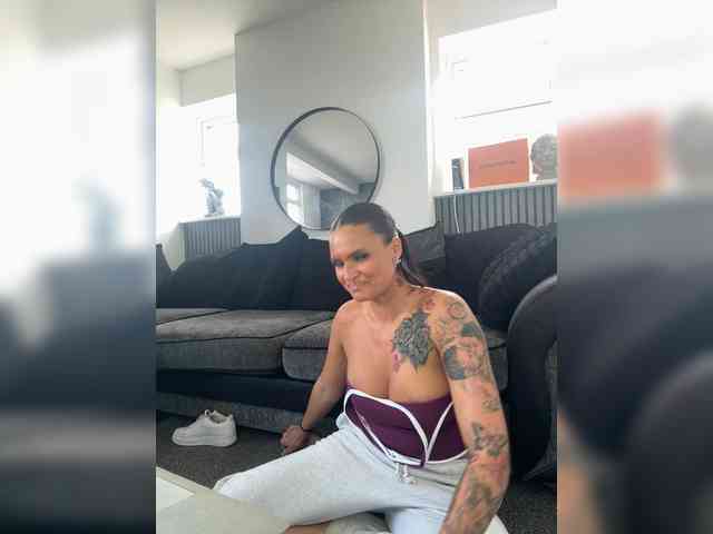 Destinylovex webcam