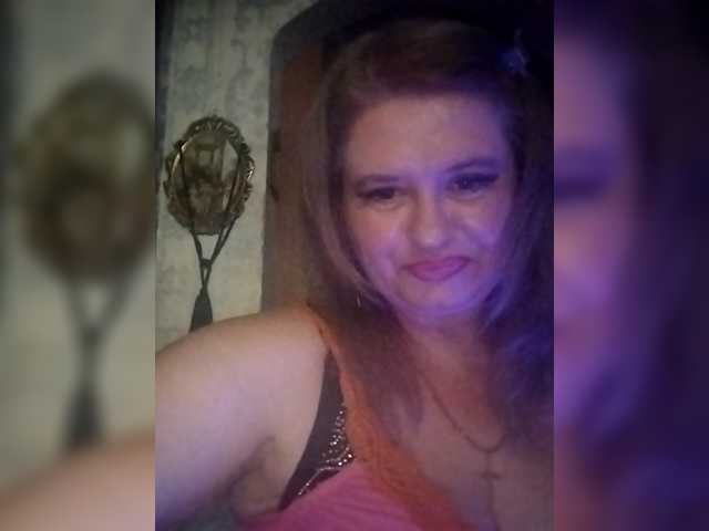 Natalisha-1, en directo ahora en BongaCams