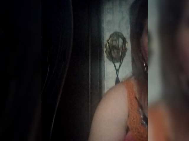 Natalisha-1, en directo ahora en BongaCams