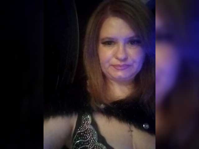 Natalisha-1 live cam on BongaCams
