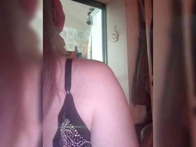 Natalisha-1 webcam