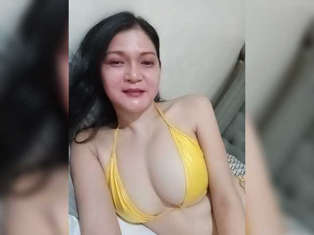 MysticMajesty live cam preview