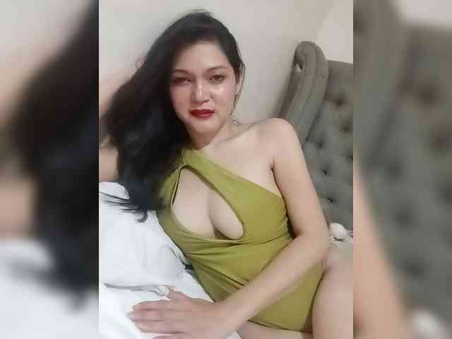 Mysticmajesty's cam show statistics and live stream