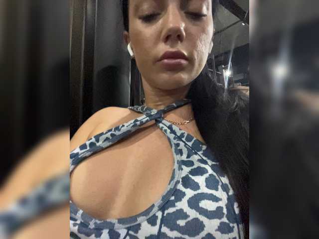 BabyTata211 live cam on BongaCams