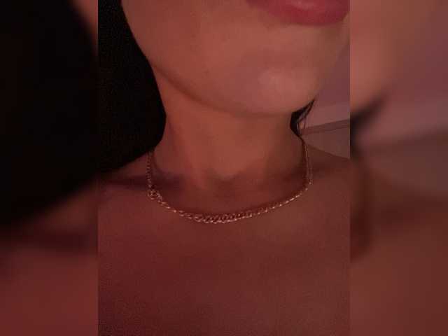 BabyTati21 live cam preview