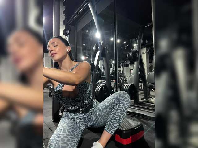 BabyTata211 live cam on BongaCams