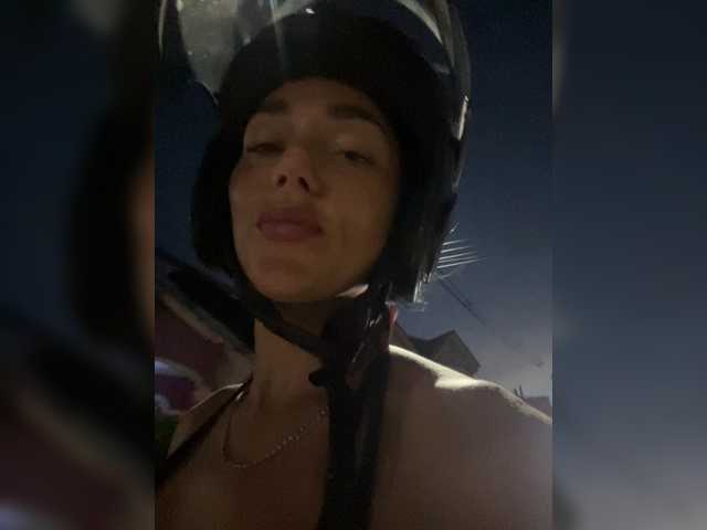 BabyTati21 live cam on BongaCams