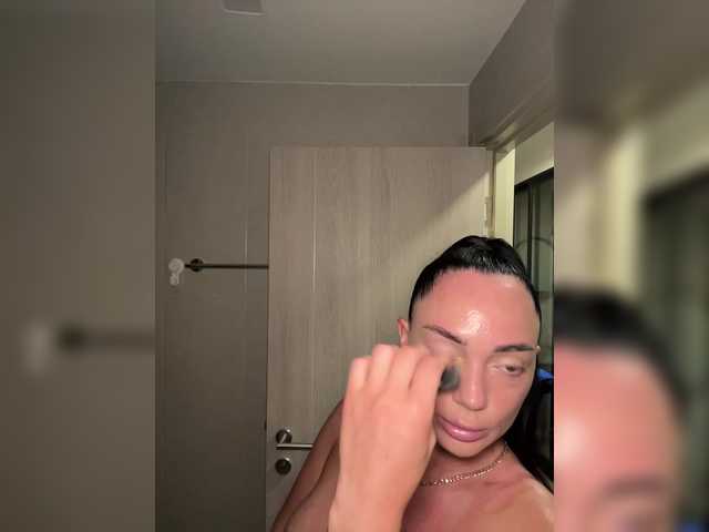 BabyTata211 live cam on BongaCams