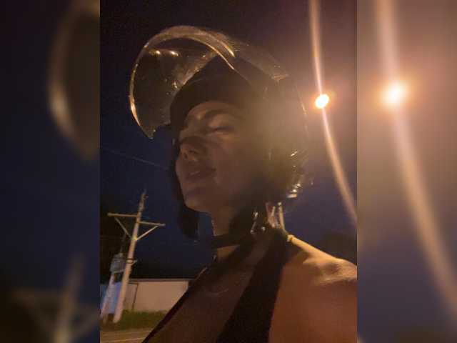 BabyTata211 live cam on BongaCams
