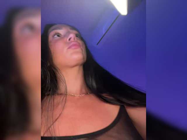 BabyTata211 live cam on BongaCams