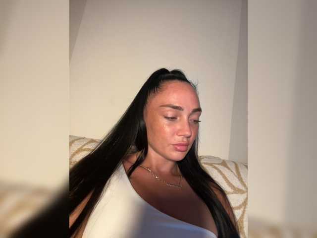 BabyTati21 live cam on BongaCams