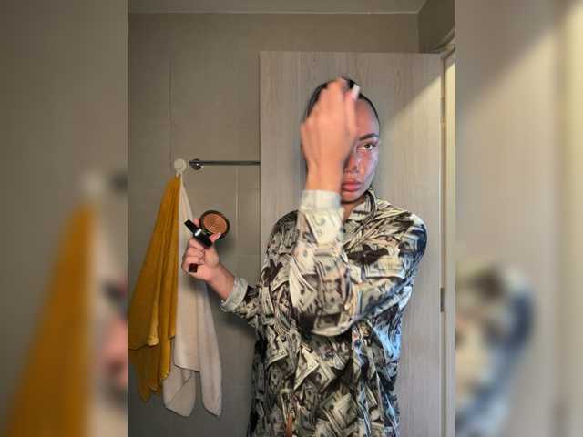 BabyTata211 live cam on BongaCams