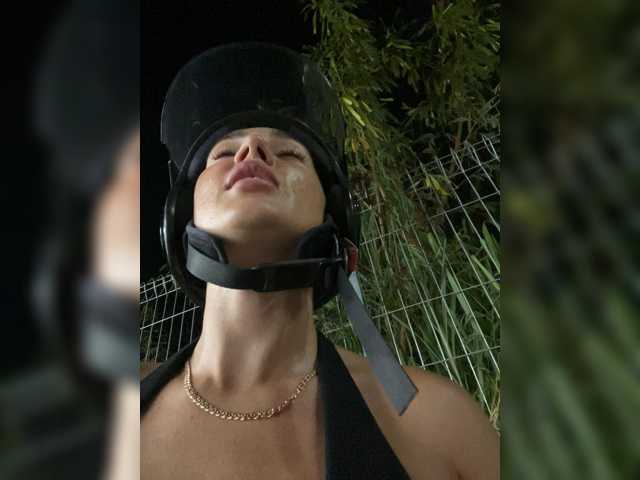 BabyTata211 live cam on BongaCams