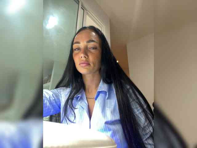 BabyTati21 webcam