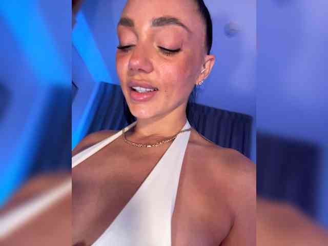 BabyTati21 webcam