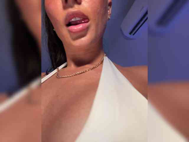 BabyTati21 webcam