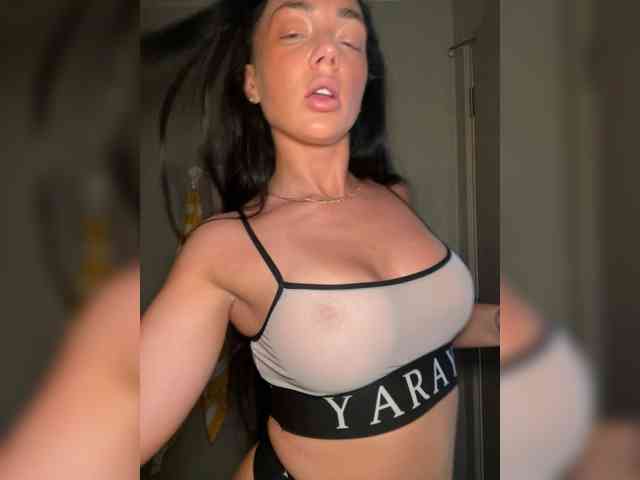 BabyTati21 webcam