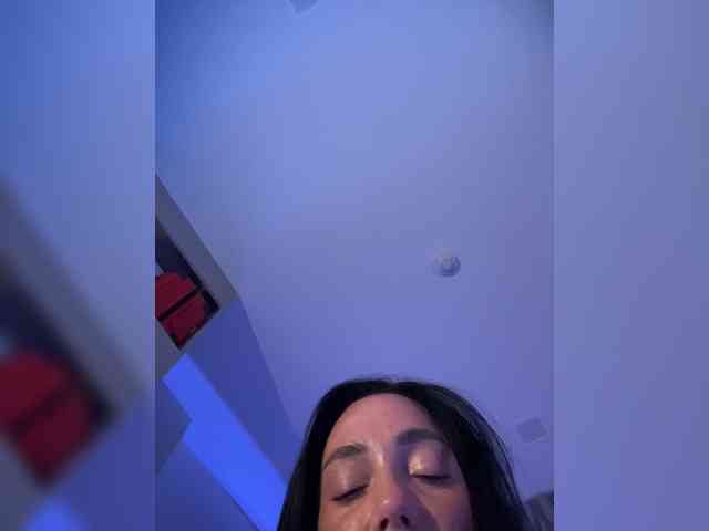 BabyTati21 webcam