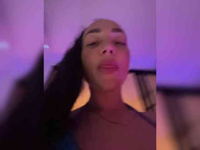 BabyTati21 webcam