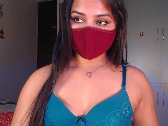 Itshotanu, en vivo ahora en BongaCams