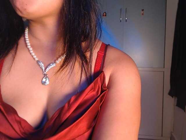 Itshotanu webcam