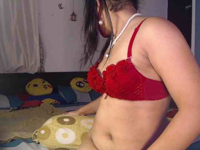 Itshotanu webcam