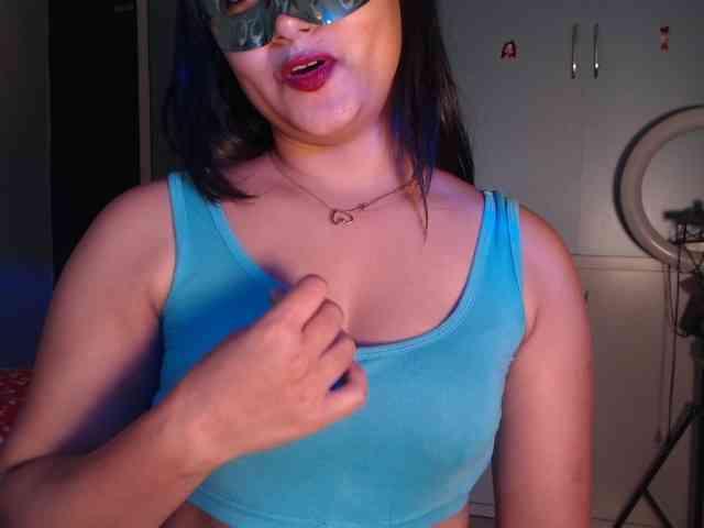 Model: Itshotanu