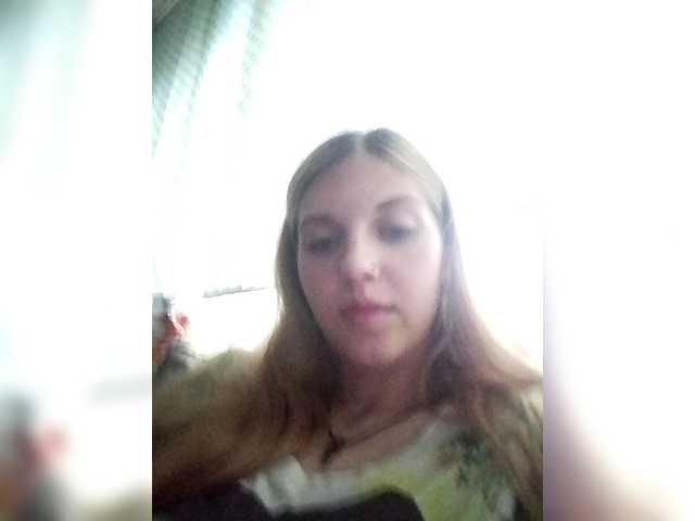 MysticLuna600 live cam on BongaCams