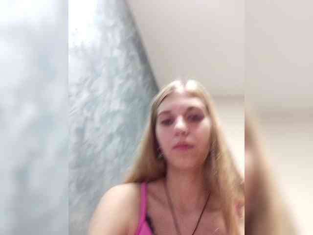 MysticLuna600 webcam