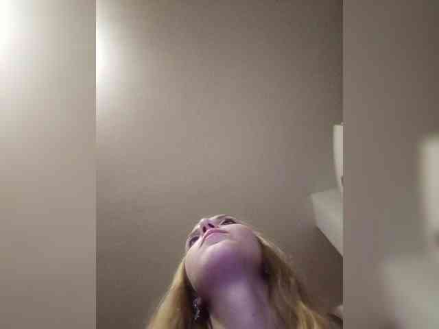 MysticLuna600 webcam
