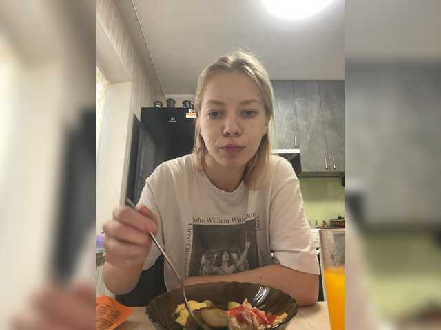 Atiik live cam on BongaCams