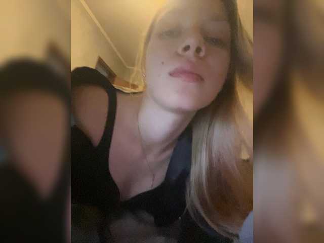 Atiik live cam on BongaCams