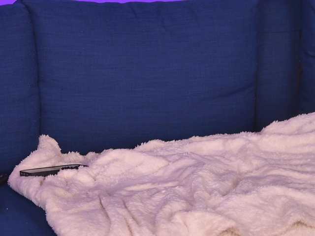 NewLuxxy, en vivo ahora en BongaCams