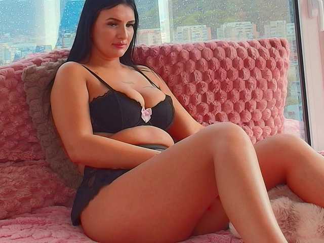 JazminBunny live cam preview
