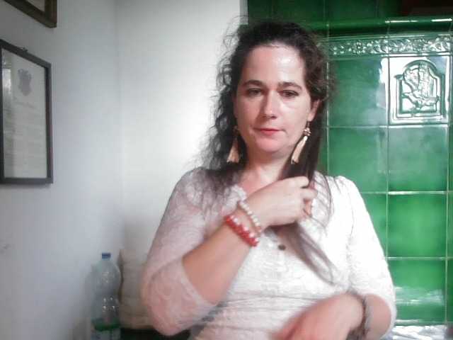 AmanelWhite
